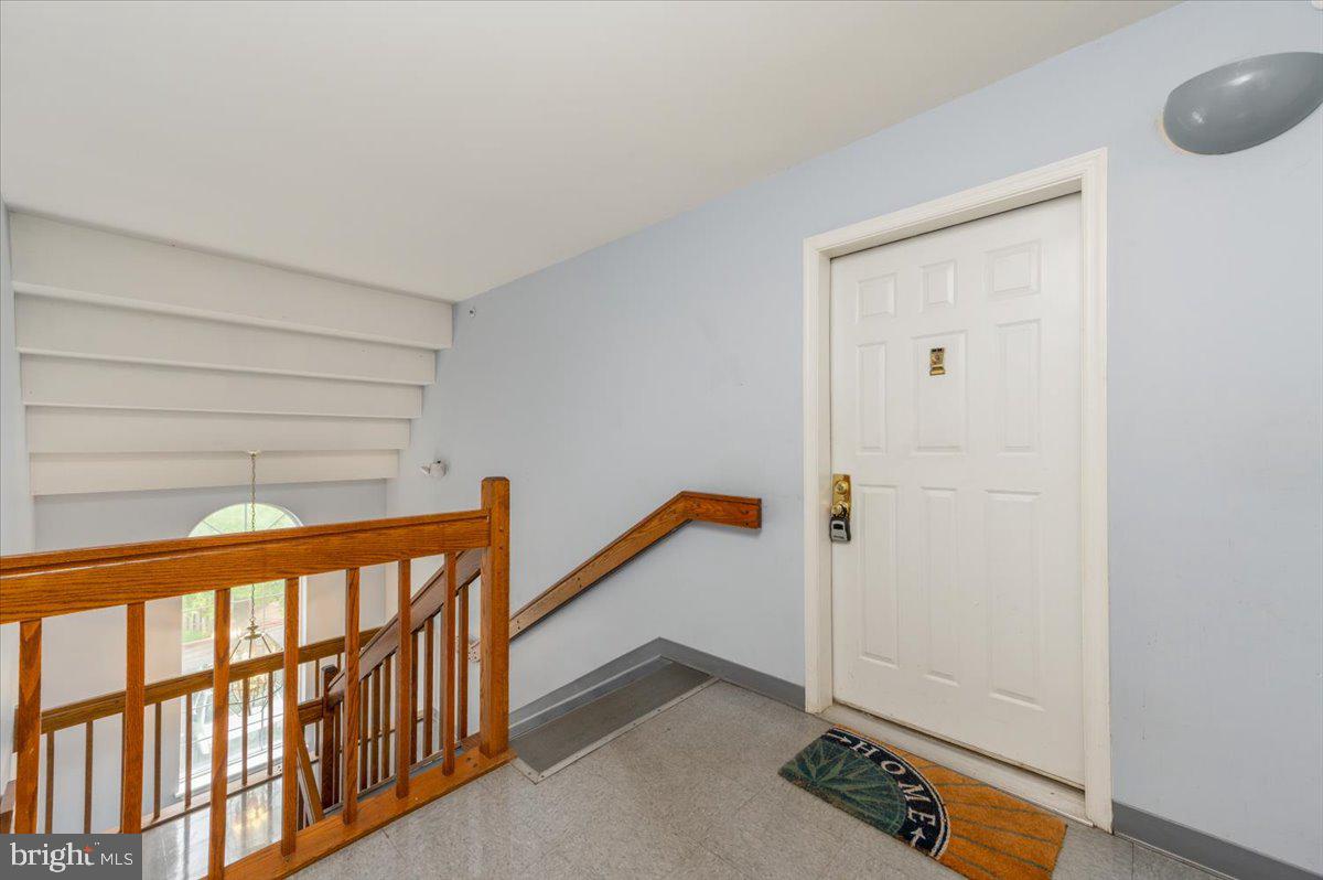 8561 Falls Run Road, Unit I Ellicott City, MD 21043 - Photo 4 of 35 Gallery Image 4