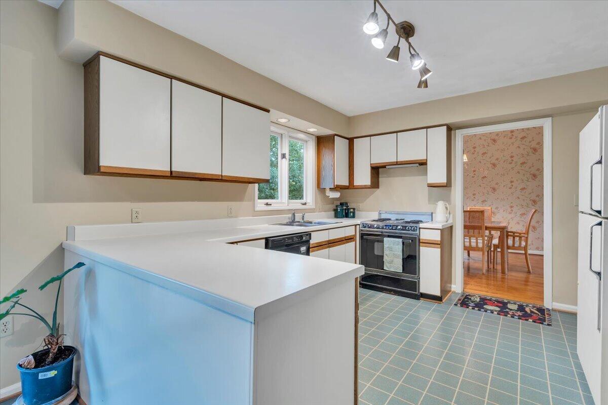 6709 Raintree Road Roanoke, VA 24018 - Photo 18 of 55 16-MIB00699