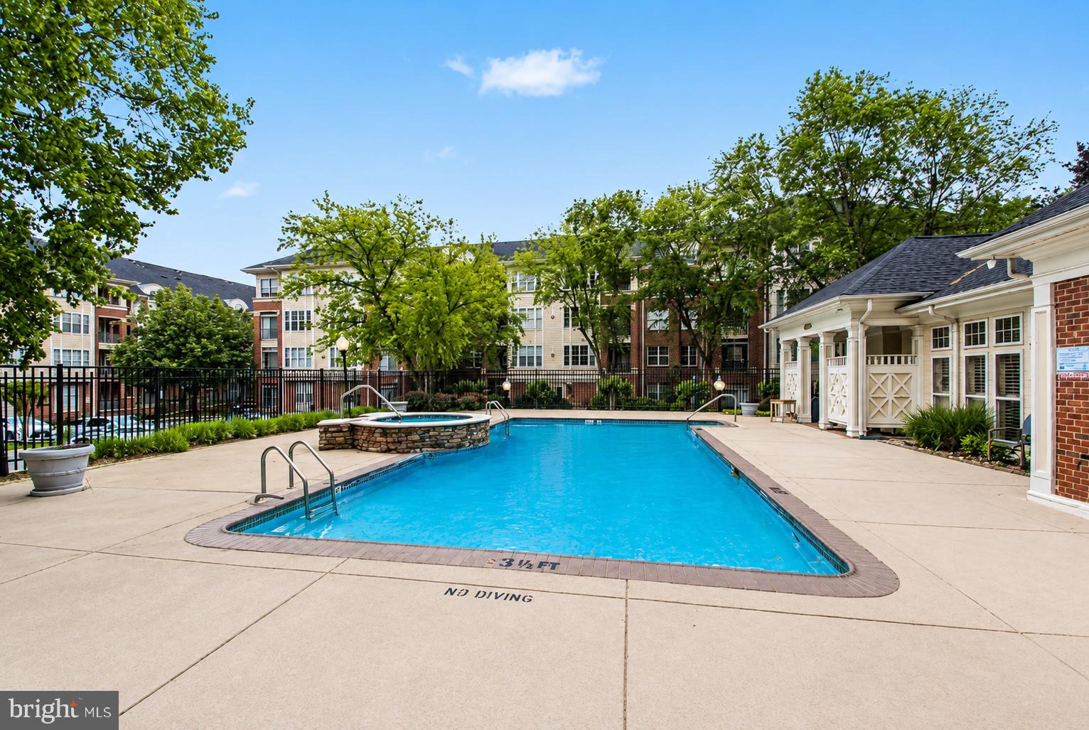 11775 Stratford House Place, Unit 112 Reston, VA 20190 - Photo 12 of 20