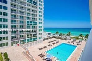 $3,200 | 5401 Collins Avenue, Unit 223, Miami Beach, FL 33140