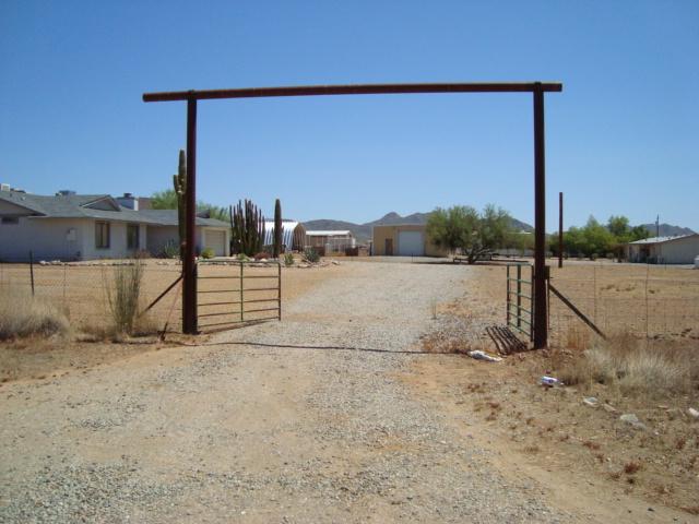 1024 East Irvine Road Phoenix, AZ 85086 - Photo 5 of 34 Entrance