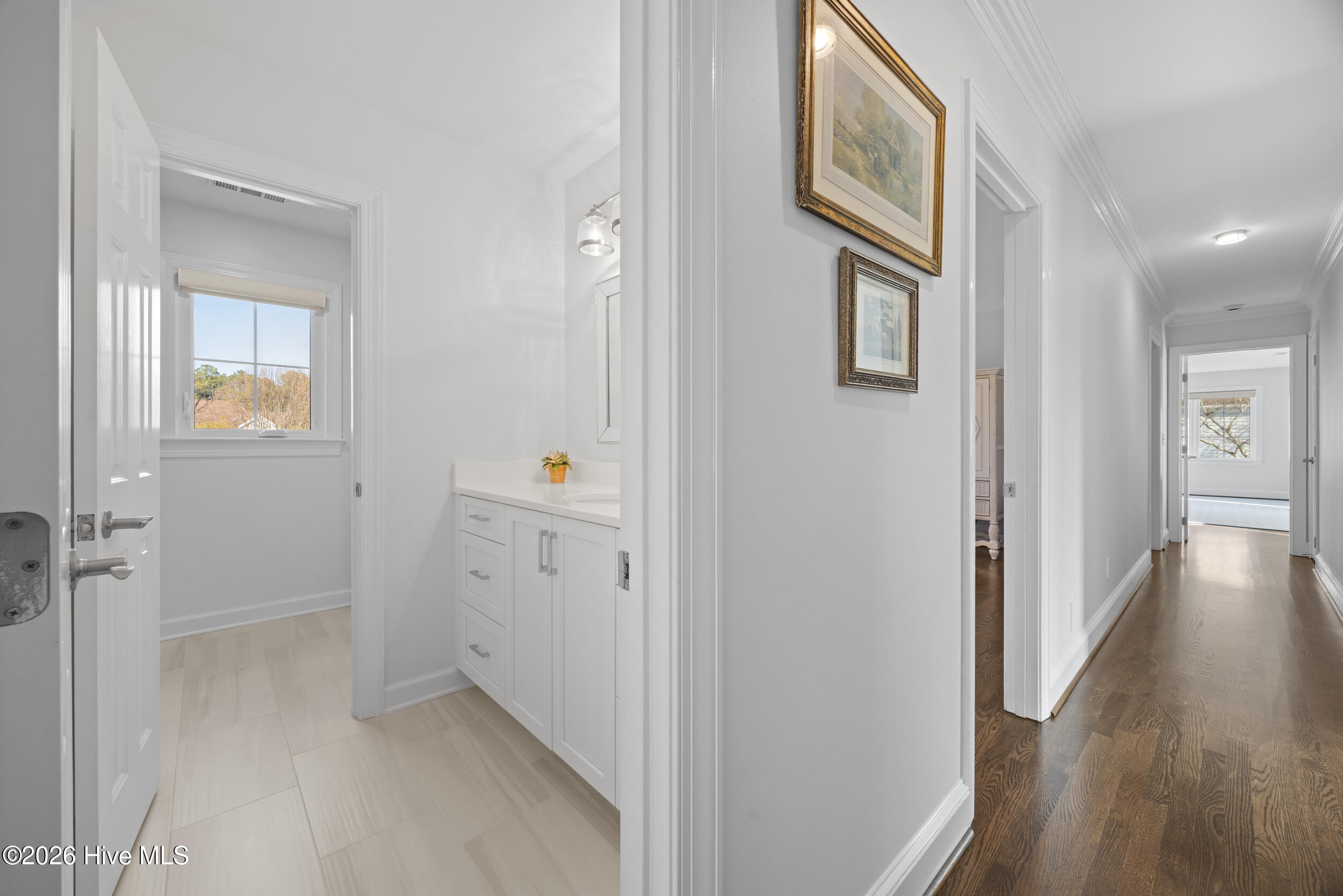 5913 Cedar Landing Road Wilmington, NC 28409 - Photo 44 of 87 46_hallway