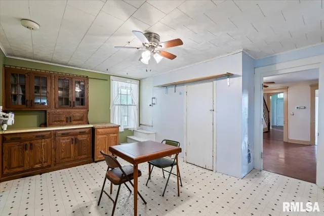 $220,999 | 4804 Northwest Boulevard, Davenport, IA 52806