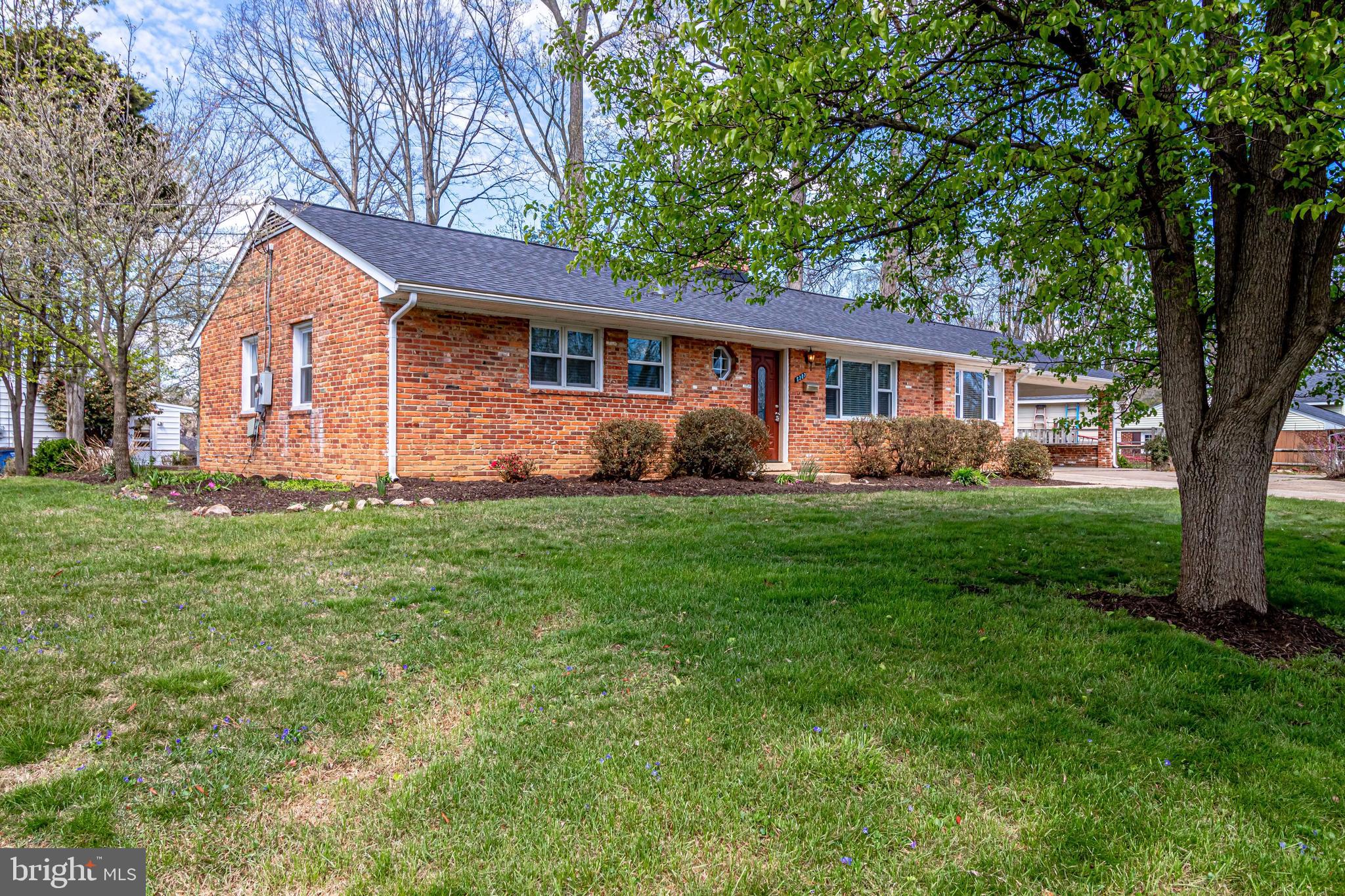 5307 Juliet Street Springfield, VA 22151 - Photo 7 of 62