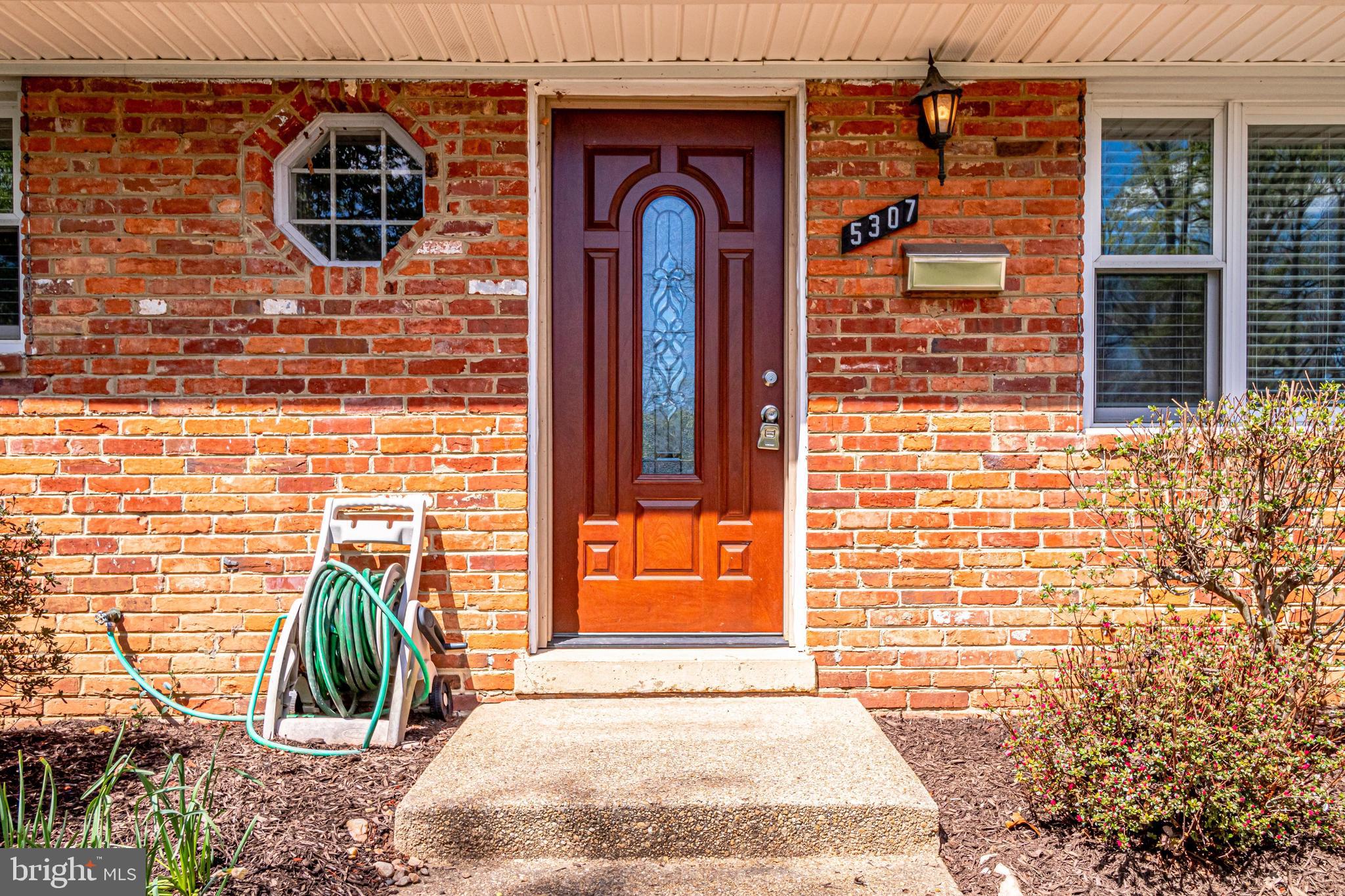 5307 Juliet Street Springfield, VA 22151 - Photo 10 of 62