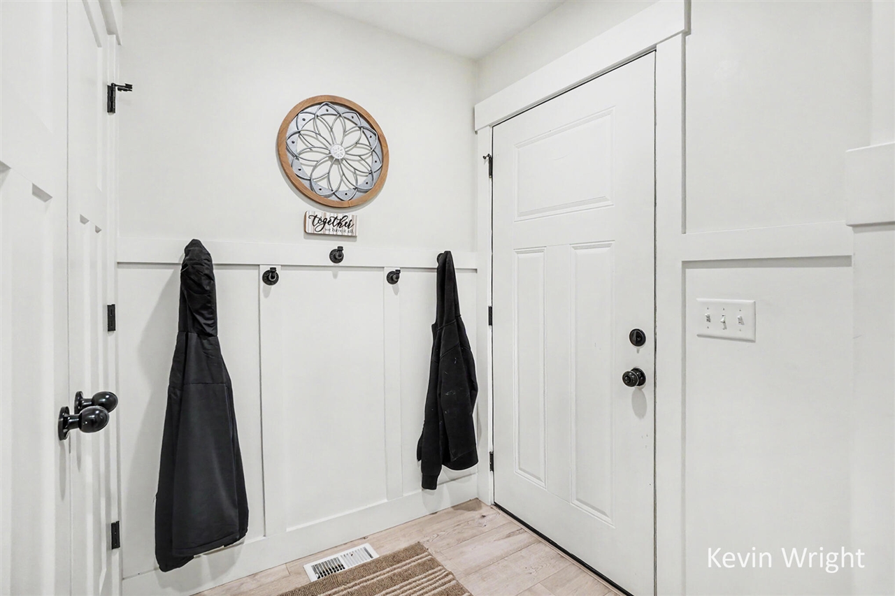 2848 Farr Road Fruitport, MI 49415 - Photo 5 of 28 Gallery Image 5