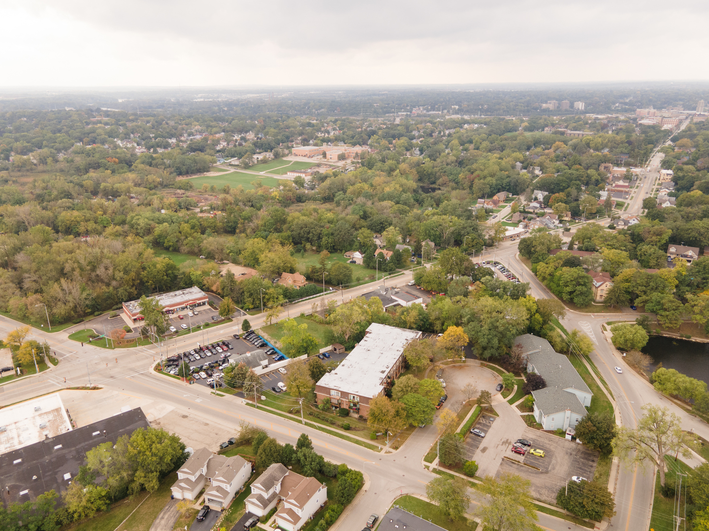 765 Terrace Court, Unit 206 Elgin, IL 60120 - Photo 28 of 31 an aerial view of a city