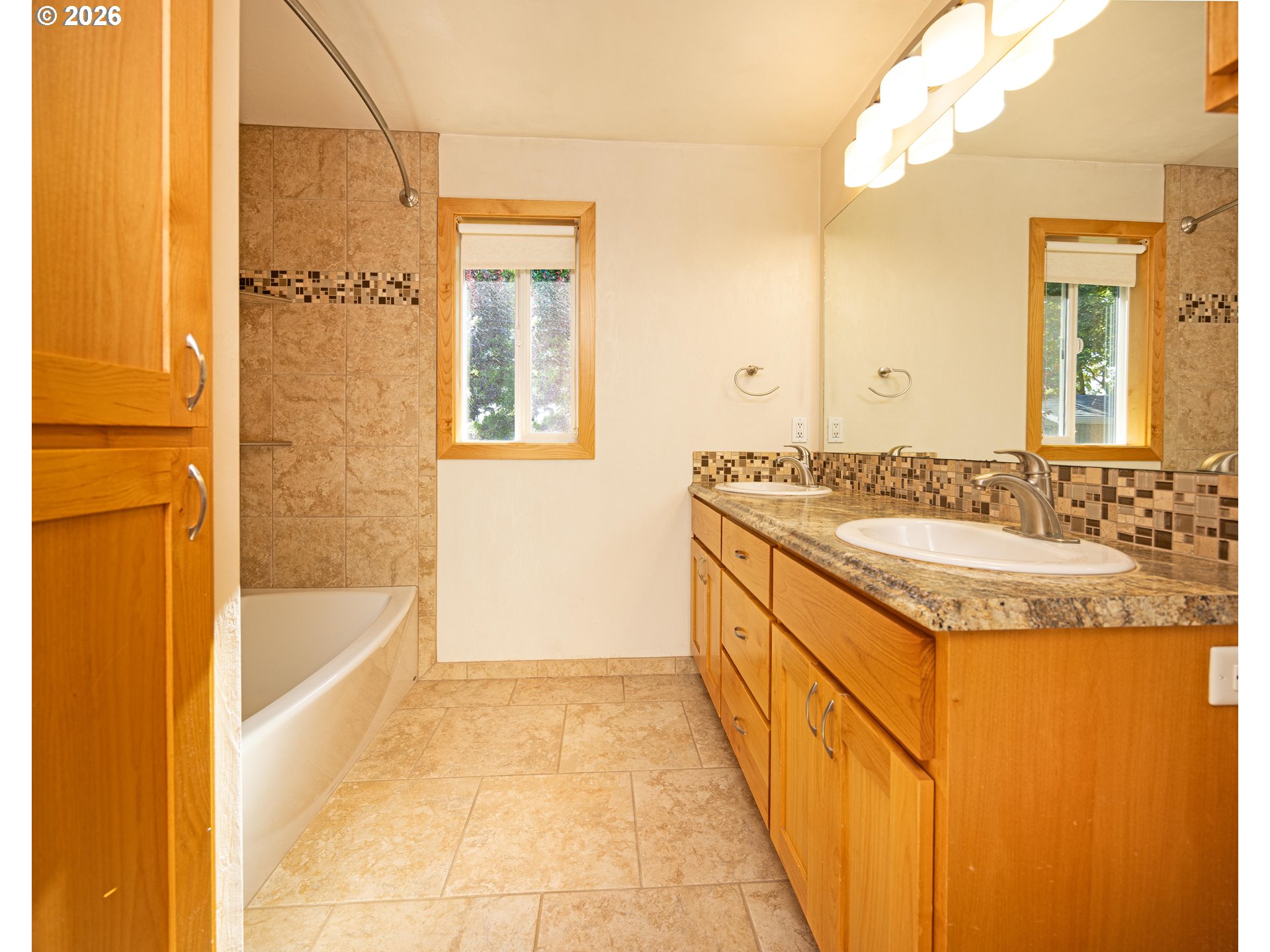91404 North Coburg Road Eugene, OR 97408 - Photo 12 of 36