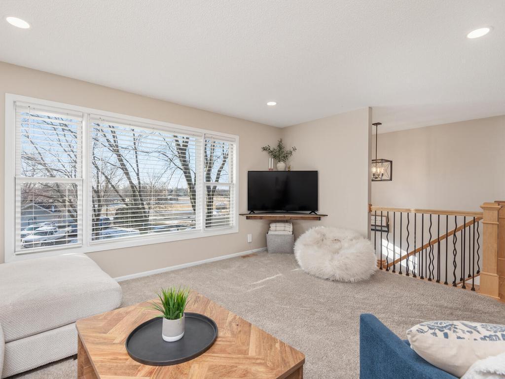 1036 Sunny Ridge Drive Carver, MN 55315 - Photo 12 of 43