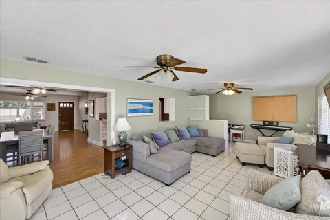 $499,000 | 3067 Kapok Kove Drive, Clearwater, FL 33759