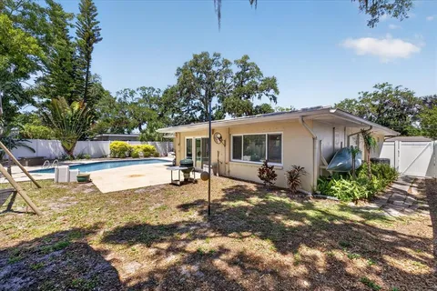 $499,000 | 3067 Kapok Kove Drive, Clearwater, FL 33759