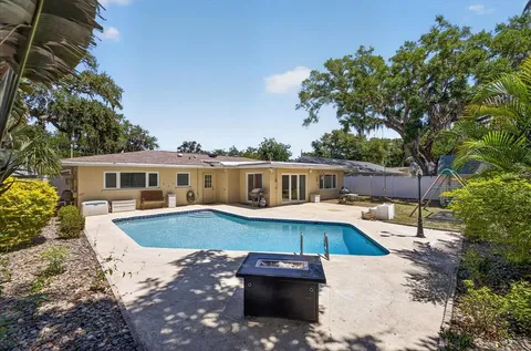$499,000 | 3067 Kapok Kove Drive, Clearwater, FL 33759