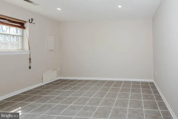 $2,950 | 1116 Soho Court, Unit 97, Crofton, MD 21054