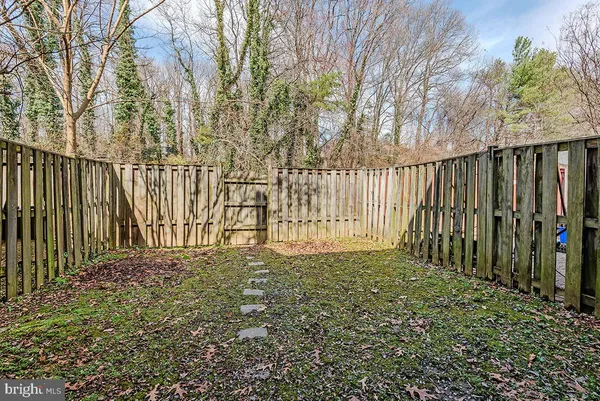 $2,950 | 1116 Soho Court, Unit 97, Crofton, MD 21054