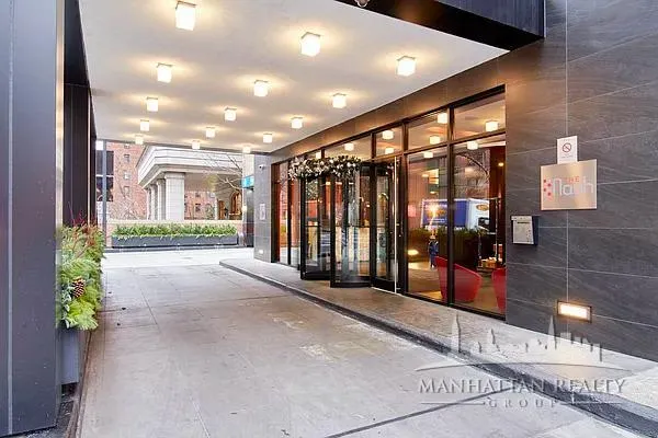 $4,350 | 222 East 39th Street, Unit 23E | Murray Hill