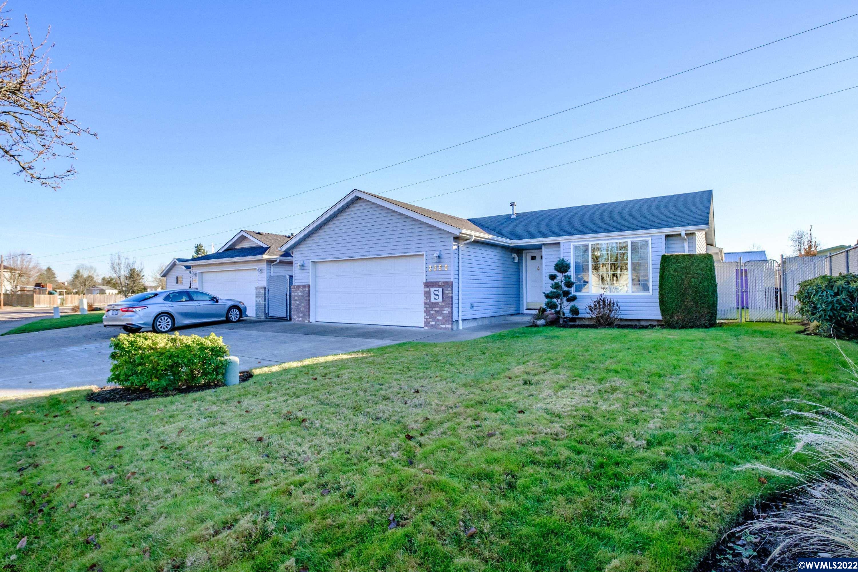 2350 Del Rio Avenue Southeast Albany, OR 97322 - Photo 3 of 39 Gallery Image 3