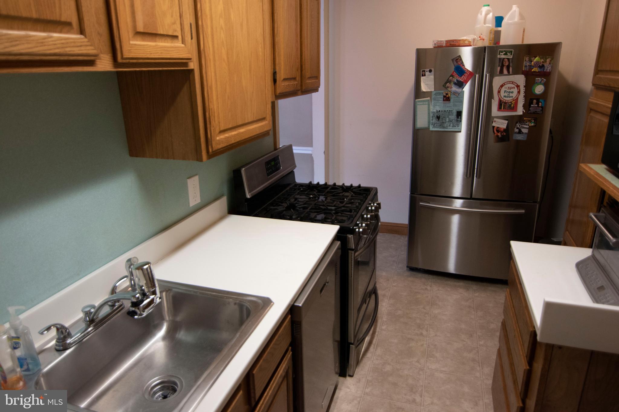 27 West Garrison Road Brookhaven, PA 19015 - Photo 12 of 20 Gallery Image 12