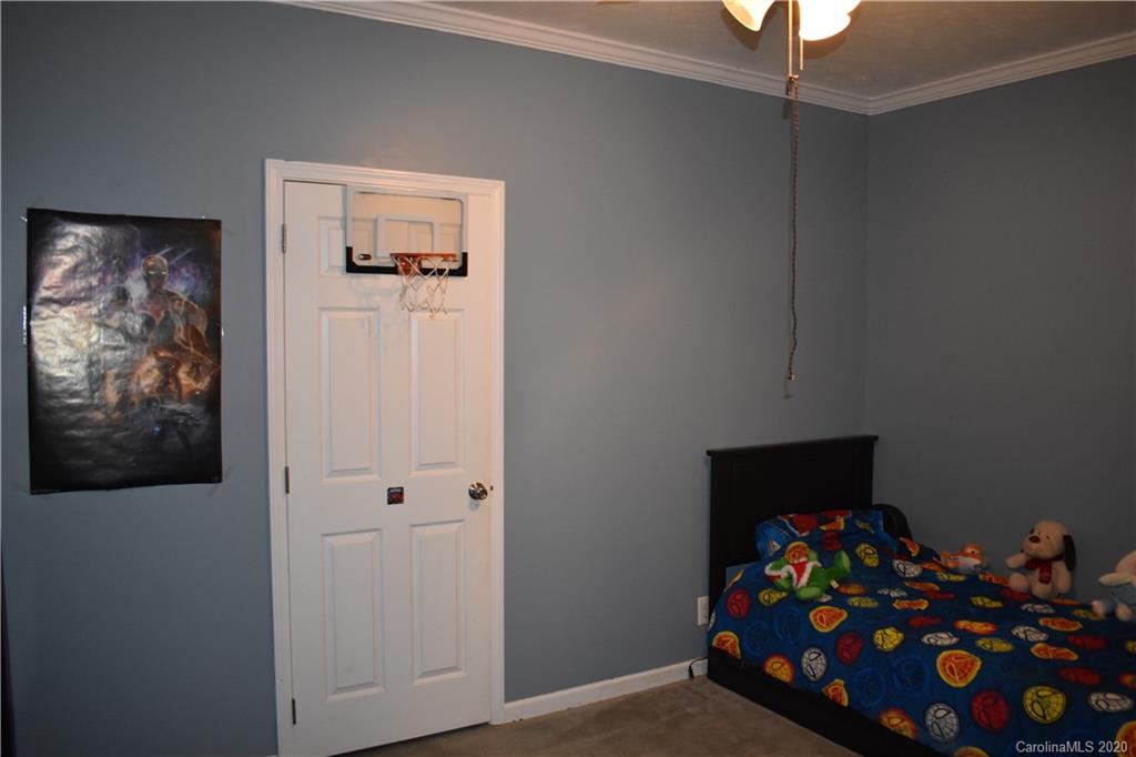 403 Randall Road Marion, NC 28752 - Photo 20 of 48 Gallery Image 20