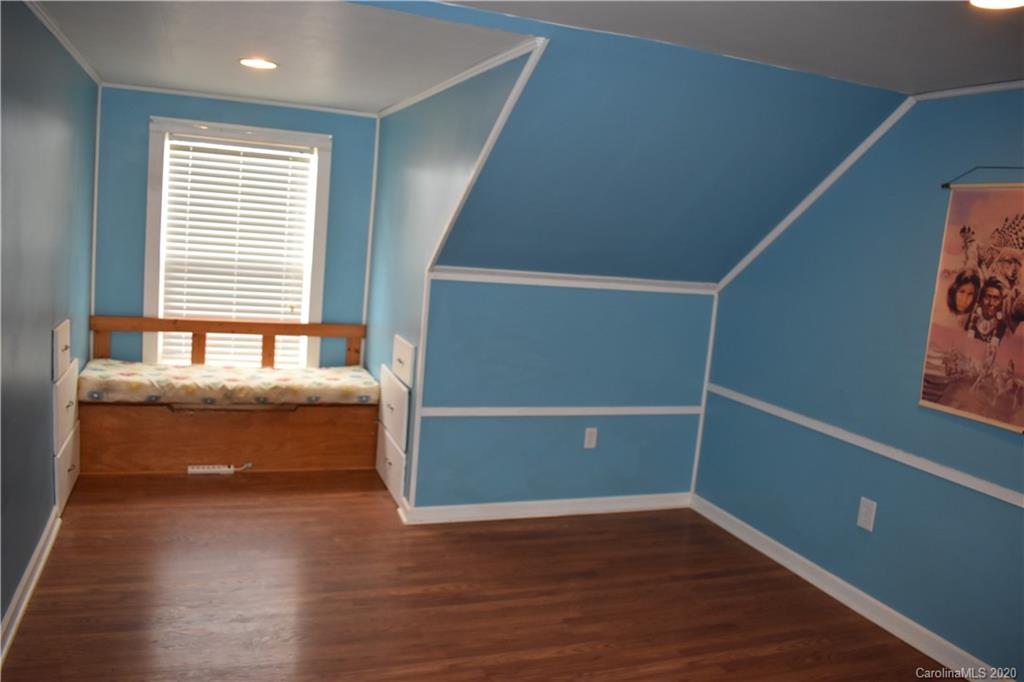 403 Randall Road Marion, NC 28752 - Photo 26 of 48 Gallery Image 26