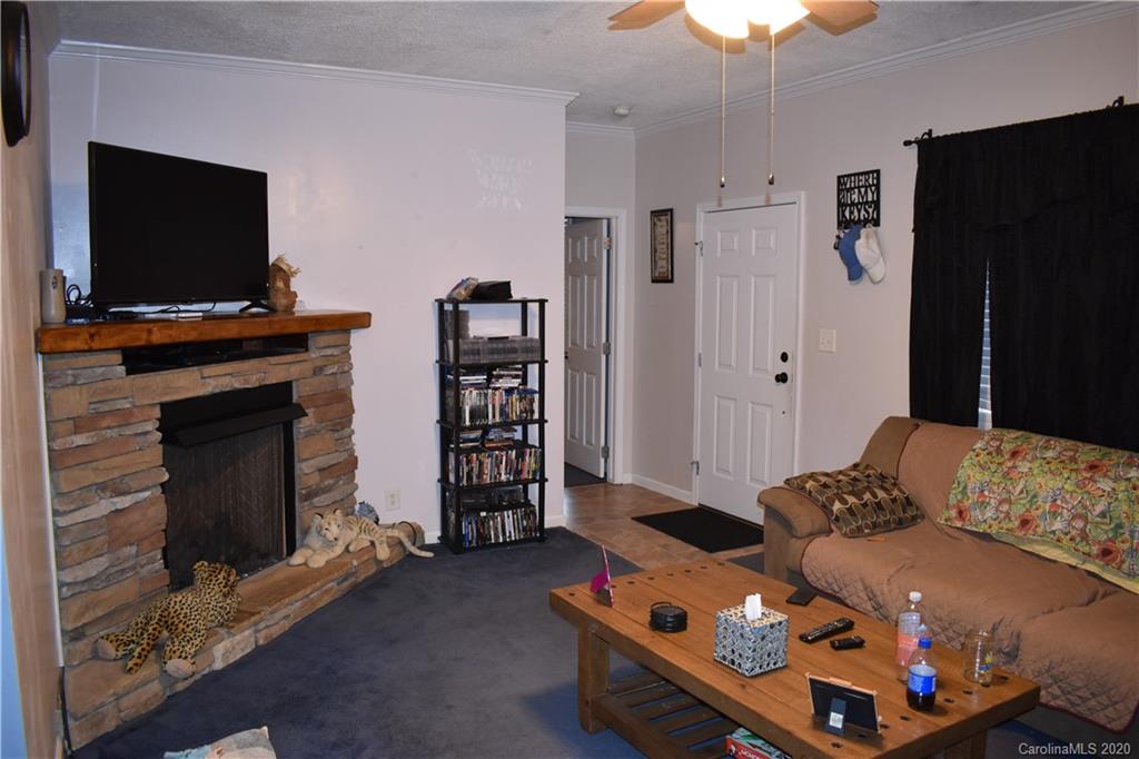403 Randall Road Marion, NC 28752 - Photo 8 of 48 Gallery Image 8