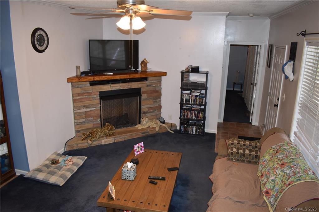 403 Randall Road Marion, NC 28752 - Photo 10 of 48 Gallery Image 10