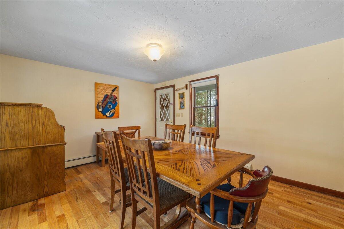 146 Clay Pond Road Buzzards Bay, MA 02532 - Photo 5 of 23 02-0009