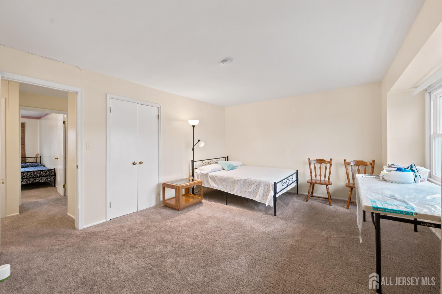 1005 Robin Road Hillsborough, NJ 08844 - Photo 16 of 46