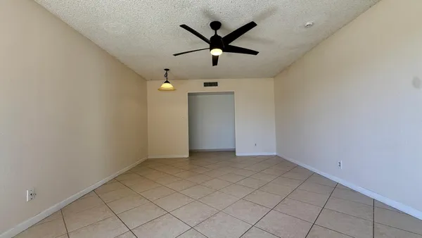 $2,450 | 4440 West Yucca Street, Glendale, AZ 85304