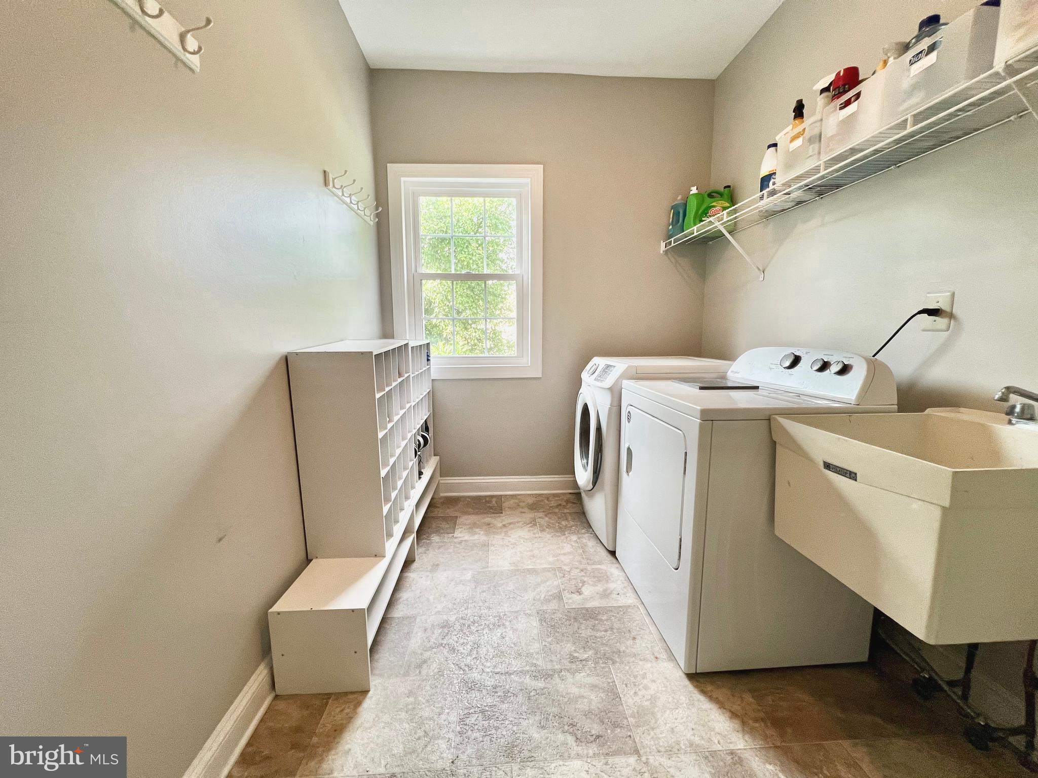 8 Corbin Drive Exton, PA 19341 - Photo 29 of 92 Laundry_room_2