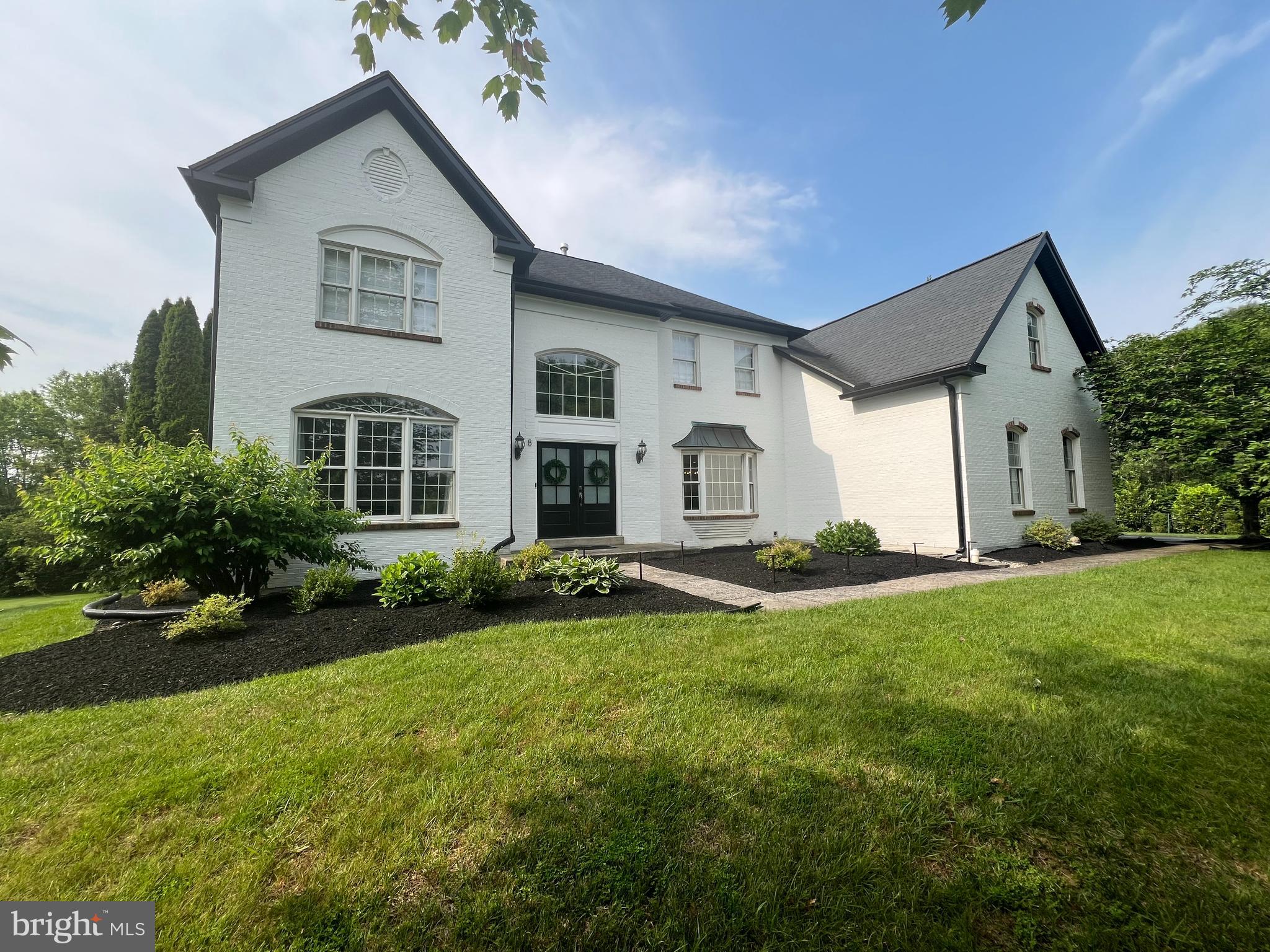 8 Corbin Drive Exton, PA 19341 - Photo 4 of 92 Front_3_Summer