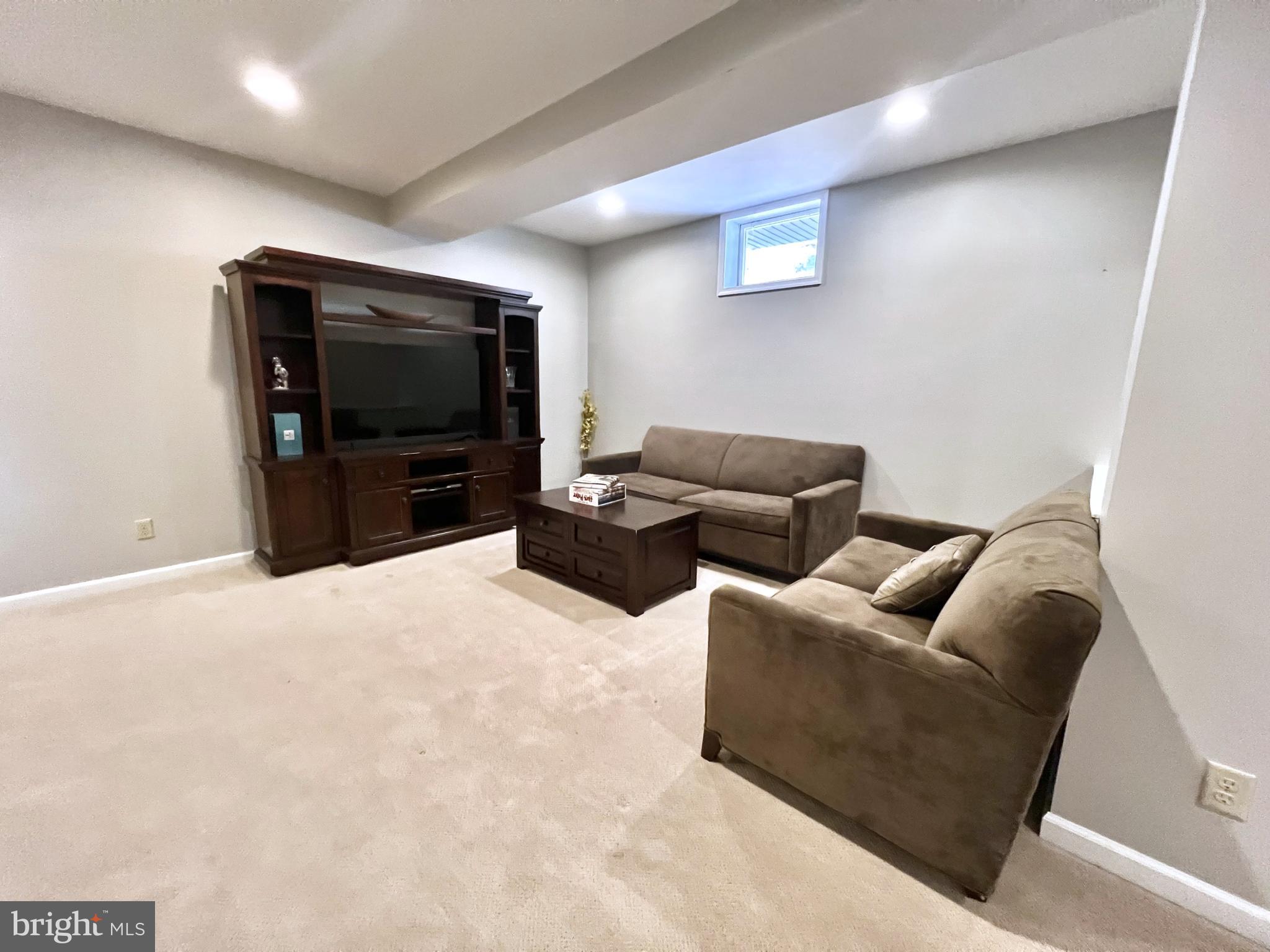 8 Corbin Drive Exton, PA 19341 - Photo 65 of 92 In-law suite living room_3