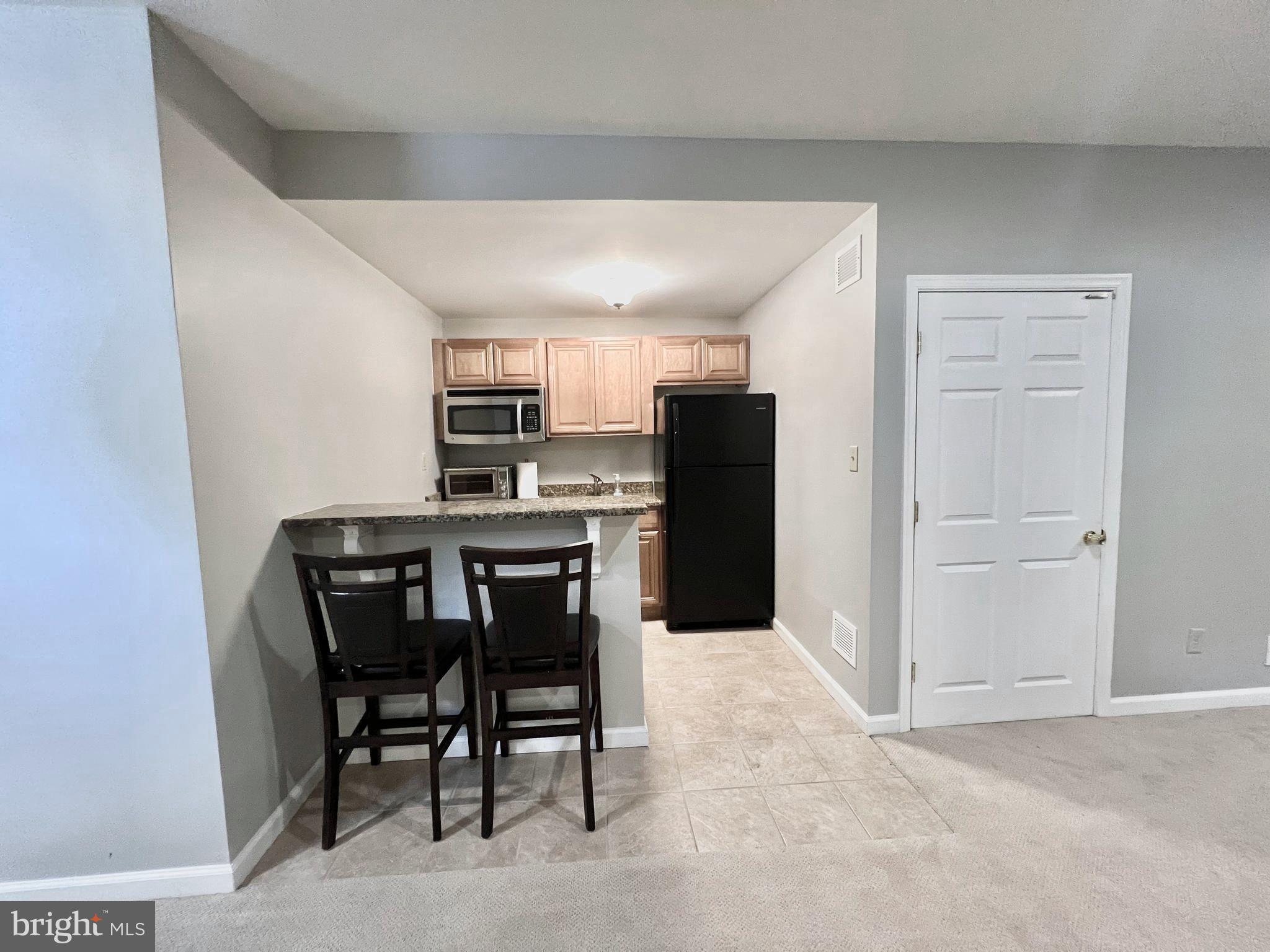 8 Corbin Drive Exton, PA 19341 - Photo 69 of 92 In-law suite Kitchenette_2