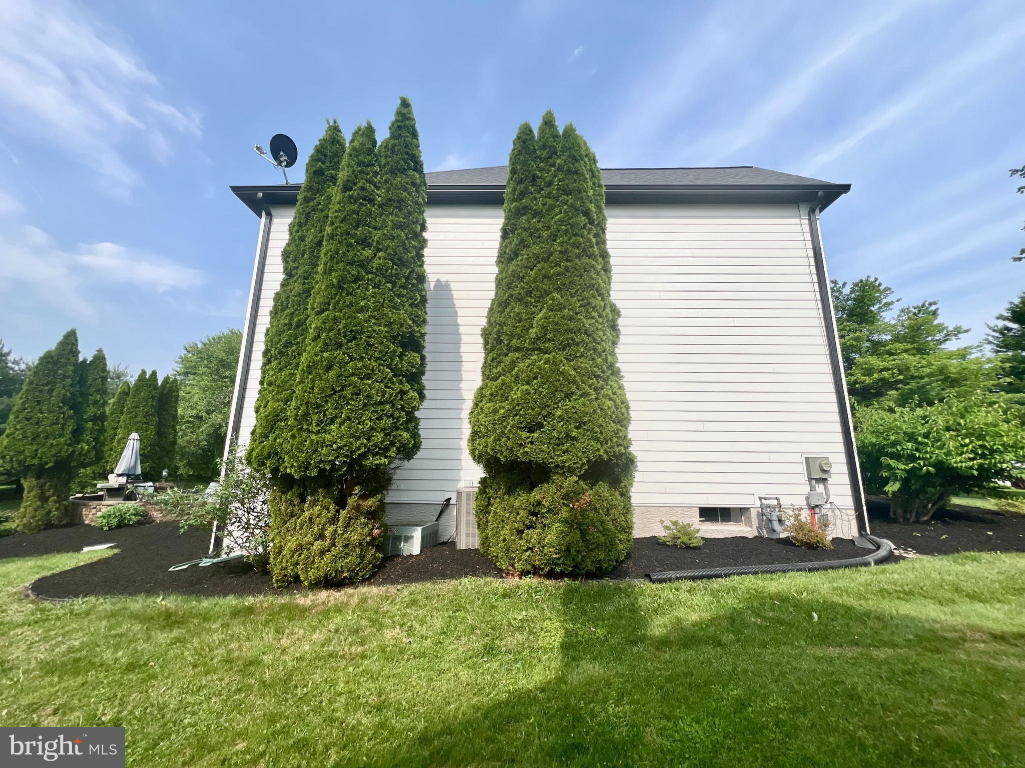 8 Corbin Drive Exton, PA 19341 - Photo 82 of 92 Side_1