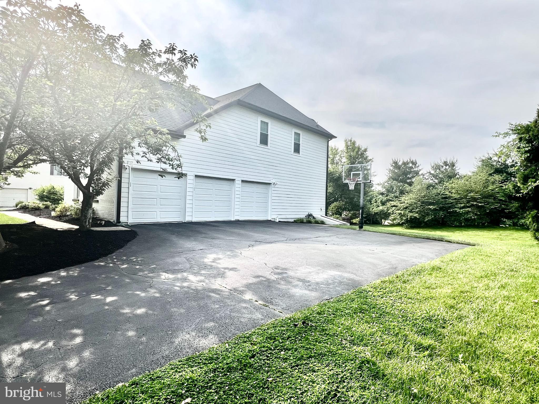 8 Corbin Drive Exton, PA 19341 - Photo 84 of 92 Garage_2