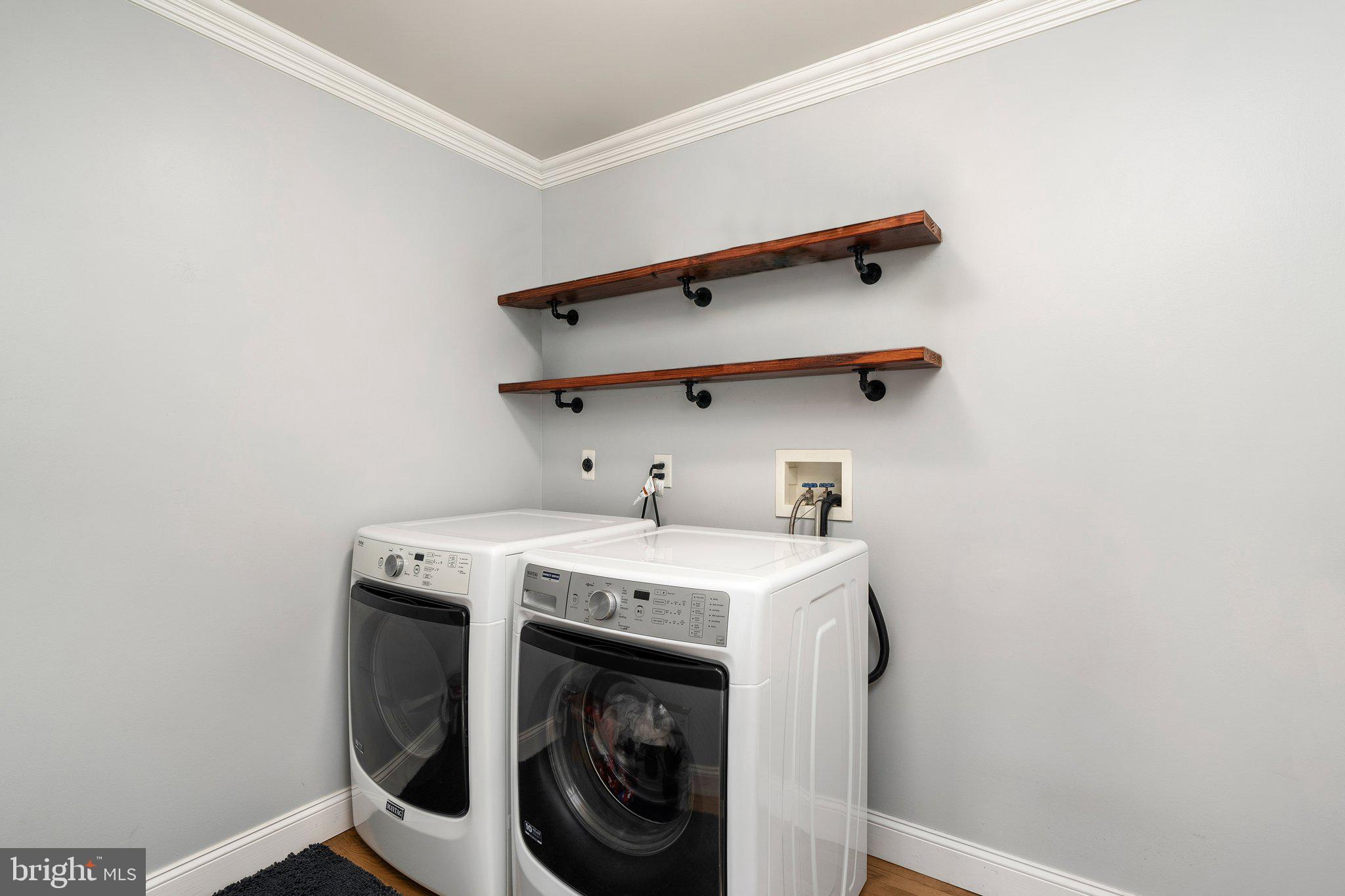 27 Andover Way Hamilton, NJ 08610 - Photo 11 of 30 Main level laundry room off kitchen