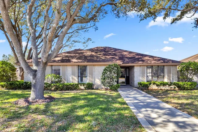 $305,000 | 4129 Wood River Drive, Corpus Christi, TX 78410