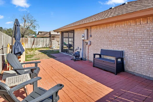 $305,000 | 4129 Wood River Drive, Corpus Christi, TX 78410