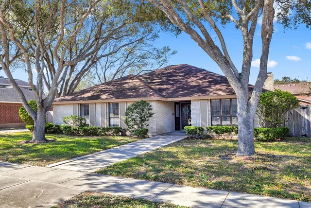 $305,000 | 4129 Wood River Drive, Corpus Christi, TX 78410