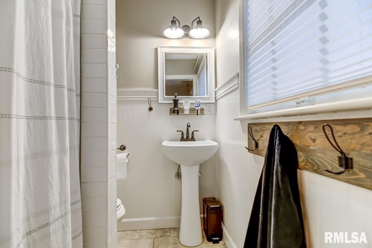 2201 Picardy Lane Springfield, IL 62704 - Photo 21 of 34