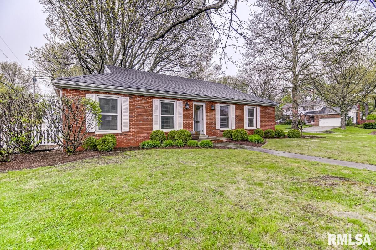 2201 Picardy Lane Springfield, IL 62704 - Photo 32 of 34