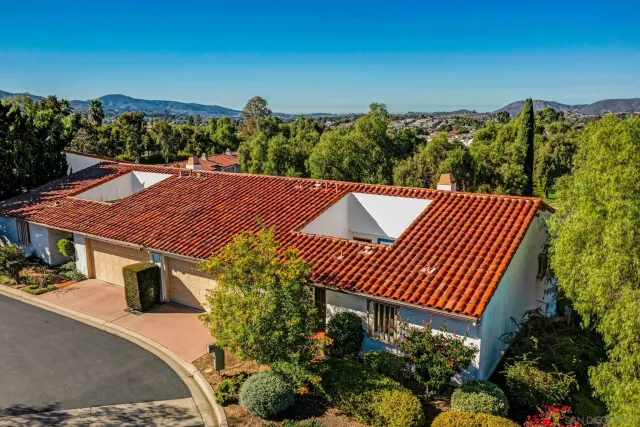 $789,000 | 2045 Bolsa Chica Glen, Escondido, CA 92026