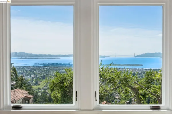 $2,495,000 | 1001 Cragmont Avenue, Berkeley, CA 94708