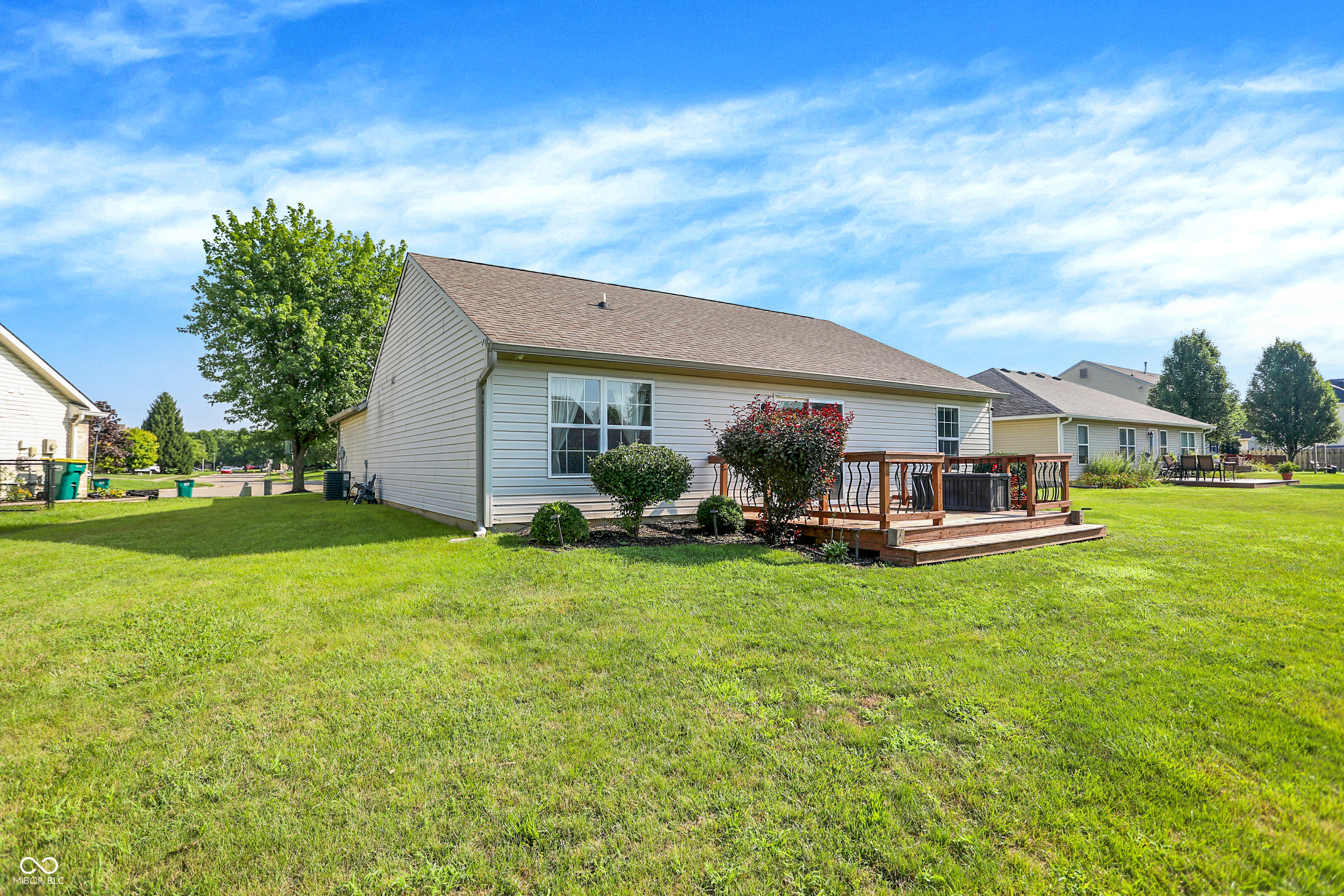 1185 Alder Road Franklin, IN 46131 - Photo 3 of 29