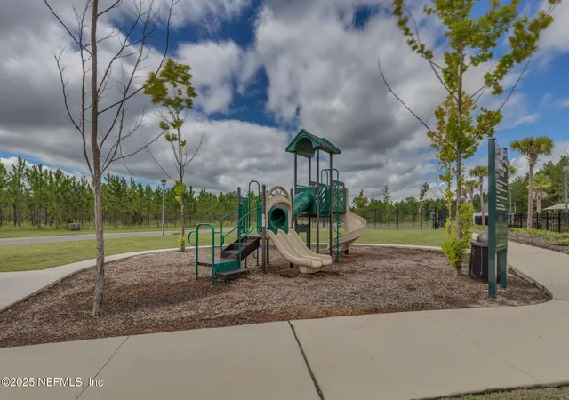 $2,000 | 7070 Sandle Drive, Jacksonville, FL 32219