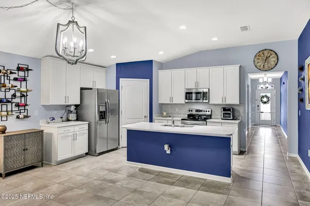 $2,000 | 7070 Sandle Drive, Jacksonville, FL 32219