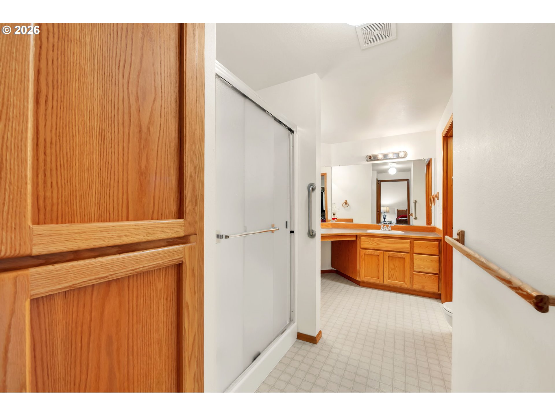 4471 Spring Meadow Avenue Eugene, OR 97404 - Photo 17 of 31 a bathroom with a double vanity sink mirror and