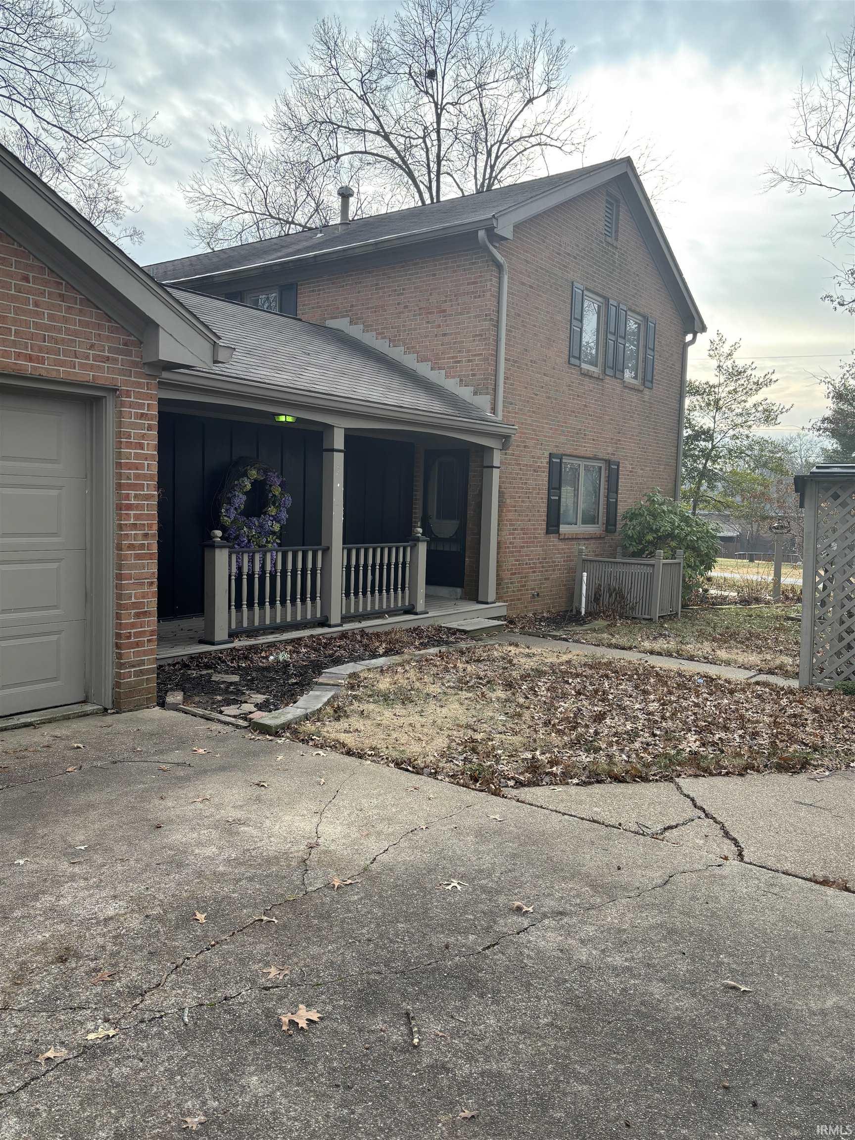 618 Drexel Drive Evansville, IN 47712 - Photo 2 of 26