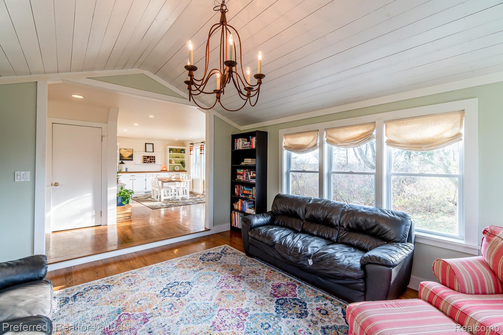 9901 Warren Road Plymouth, MI 48170 - Photo 14 of 39 Warren-18.jpg