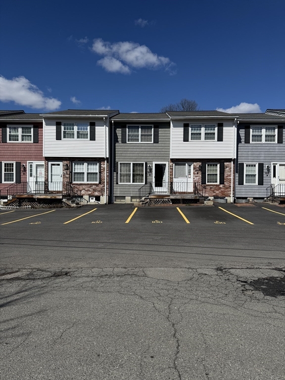 100 Roper Street, Unit D Lowell, MA 01852 - Photo 2 of 18