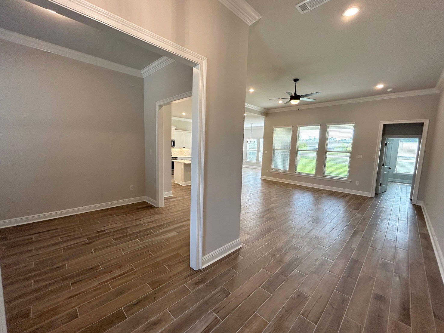 50 Lumen Loop Freeport, FL 32439 - Photo 10 of 26 Picture77 copy